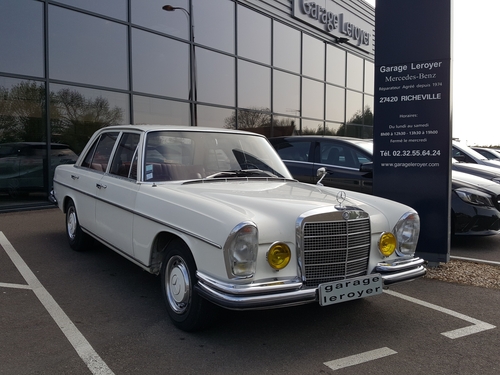 Mercedes 250 S Type W108